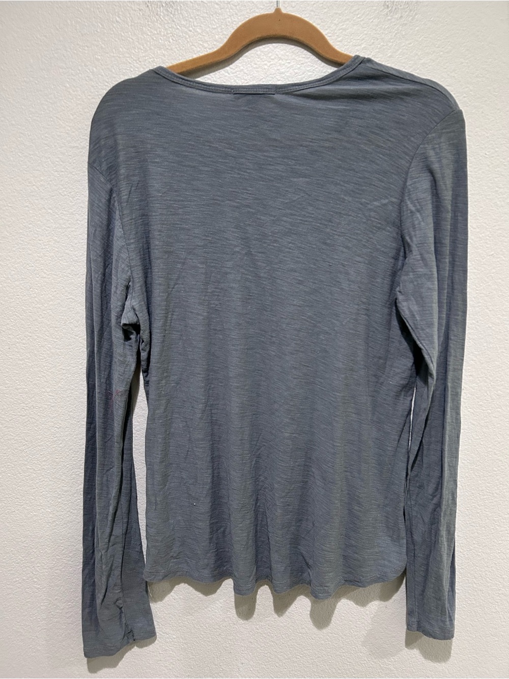 Standard James Perse Light Gray Long Sleeve Crewneck Top - Picture 6 of 6